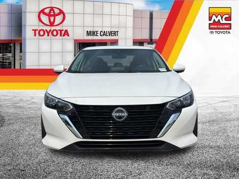 Used 2024 Nissan Sentra SV FWD image 8