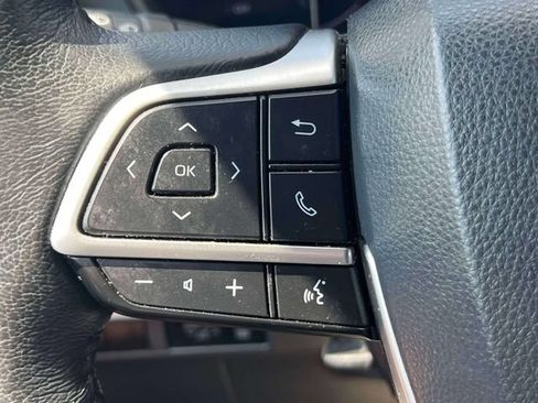 Certified 2022 Toyota Sienna XLE FWD image 26