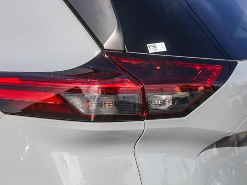 New 2026 Nissan Rogue Rock Creek image 9