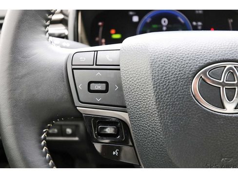 Used 2026 Toyota Camry SE w/ Convenience Package FWD image 15