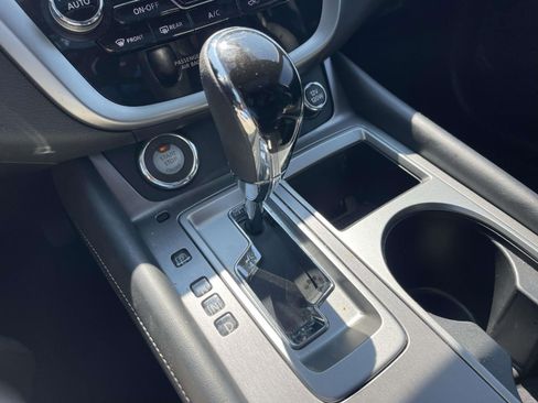Used 2024 Nissan Murano SL FWD image 30