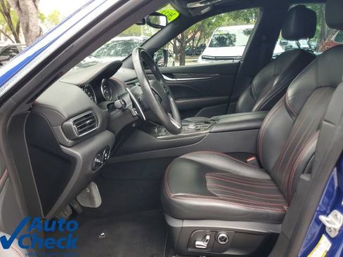 Used 2023 Maserati Levante GT AWD/4WD image 18