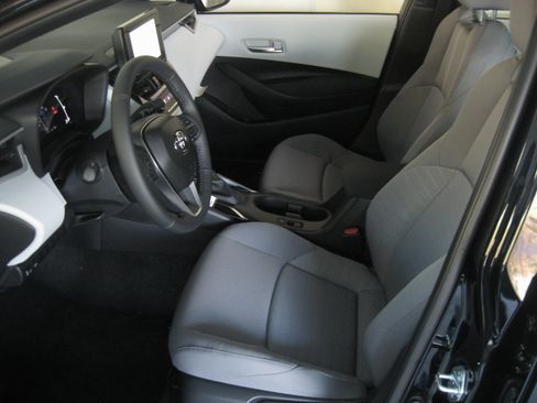 New 2026 Toyota Corolla SE image 18