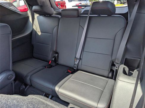 Used 2024 Chevrolet Traverse RS w/ LPO, Floor Liner Package image 17