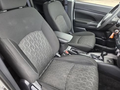 Used 2025 Mitsubishi Outlander Sport LE AWD/4WD image 22