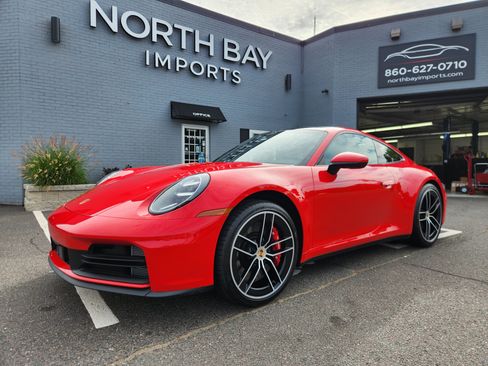 Used 2025 Porsche 911 Carrera S RWD image 13