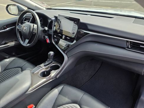Used 2023 Toyota Camry SE w/ Protection Package (Q2) (TMS) FWD image 9