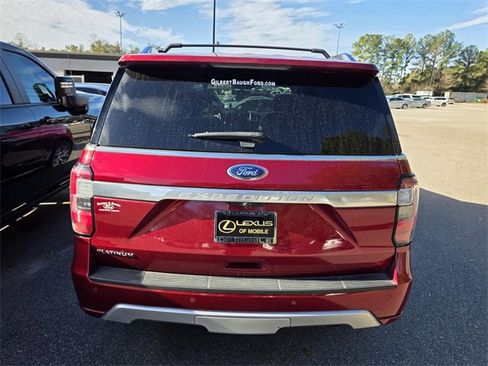 Used 2019 Ford Expedition Platinum image 3