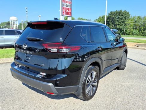 Certified 2025 Nissan Rogue SL FWD image 15