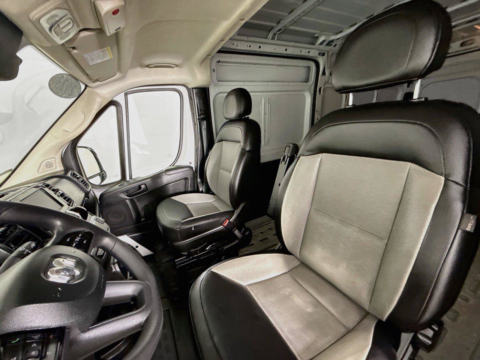 Used 2023 RAM ProMaster 2500 FWD image 5