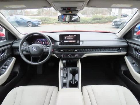 Certified 2023 Honda Accord EX image 16