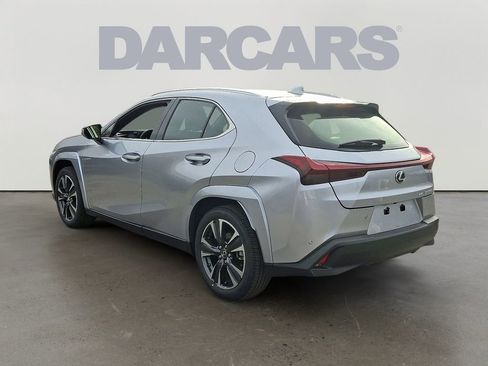Used 2024 Lexus UX 250h AWD w/ Premium Package image 4