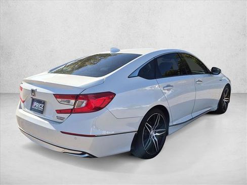 Used 2021 Honda Accord Touring image 5