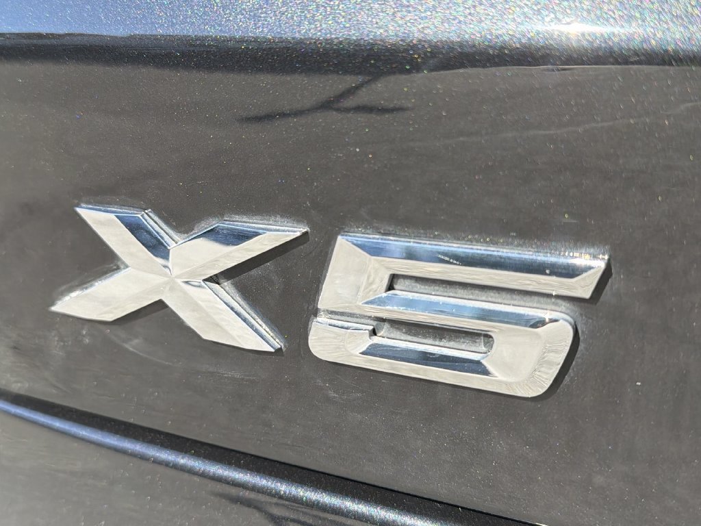 Used 2024 BMW X5 xDrive40i w/ Premium Package AWD/4WD image 15