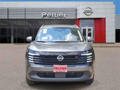 New 2025 Nissan Kicks SR image 2