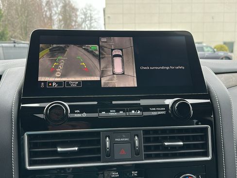 Certified 2023 INFINITI QX80 Premium Select w/ All-Season Package image 21