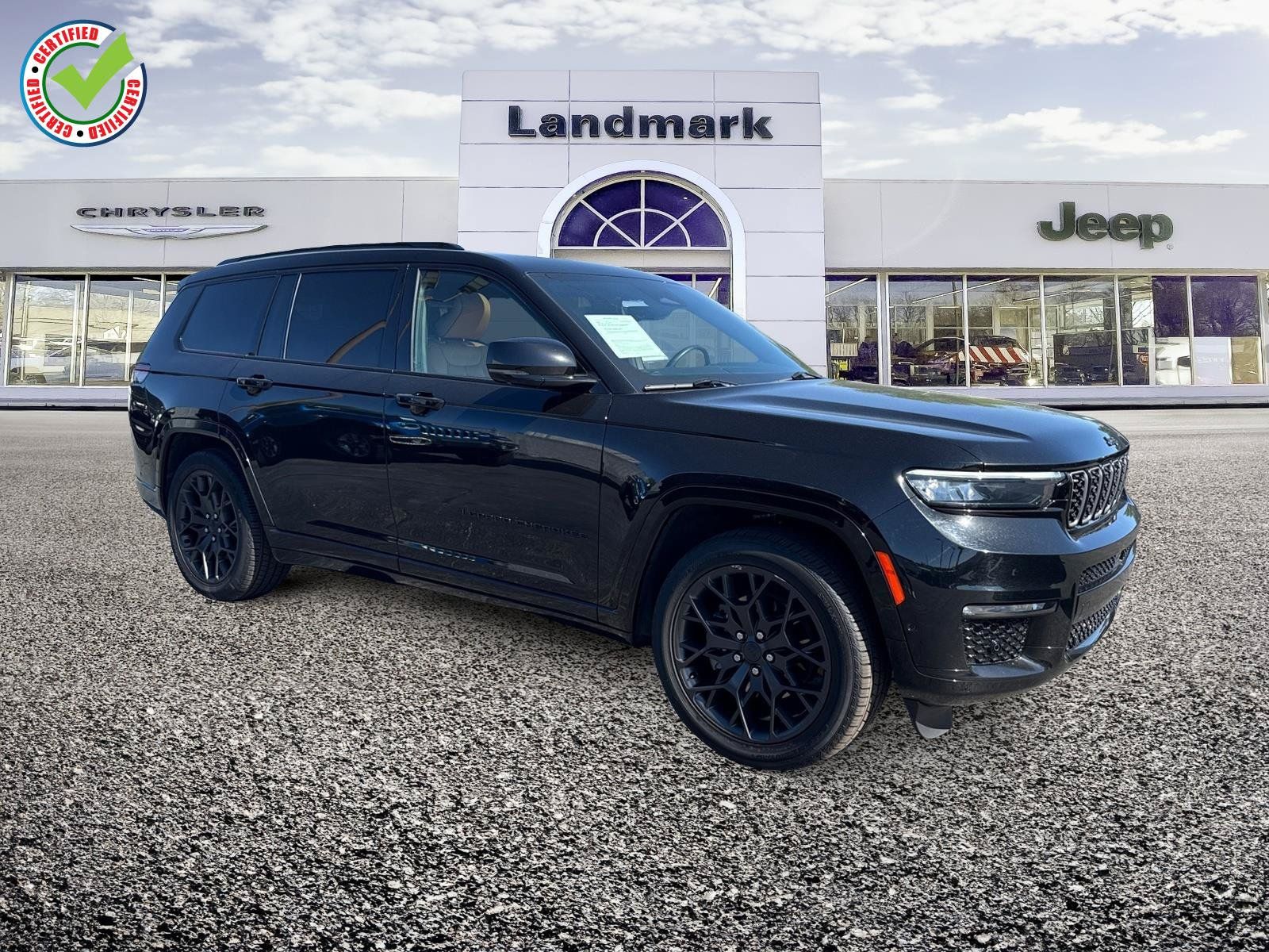 Used 2024 Jeep Grand Cherokee L Summit AWD/4WD image 1