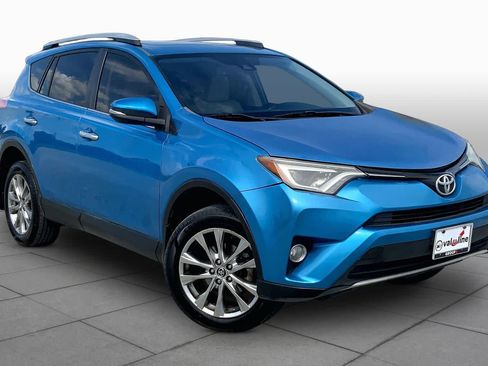 Used 2016 Toyota RAV4 Limited FWD image 2