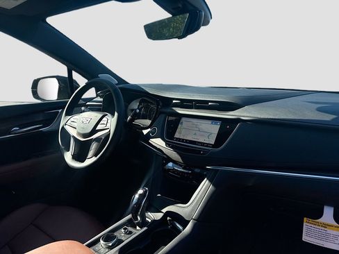 New 2025 Cadillac XT5 Premium Luxury w/ Technology Package image 30