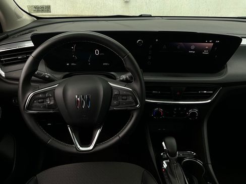 Used 2025 Buick Encore GX Preferred image 12