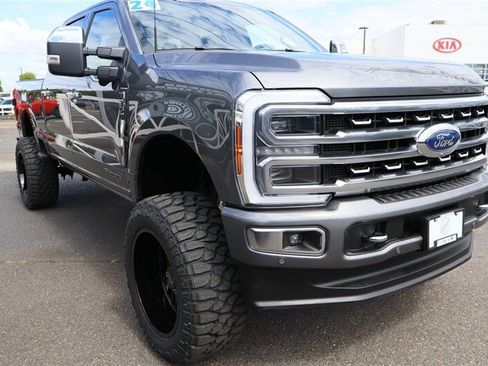 Used 2024 Ford F350 Platinum AWD/4WD image 7