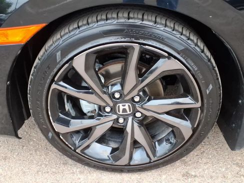 Used 2020 Honda Civic Sport image 8