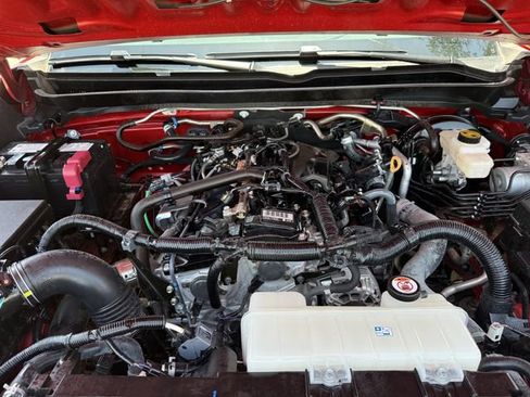 Used 2024 Toyota Tacoma TRD Sport AWD/4WD image 33