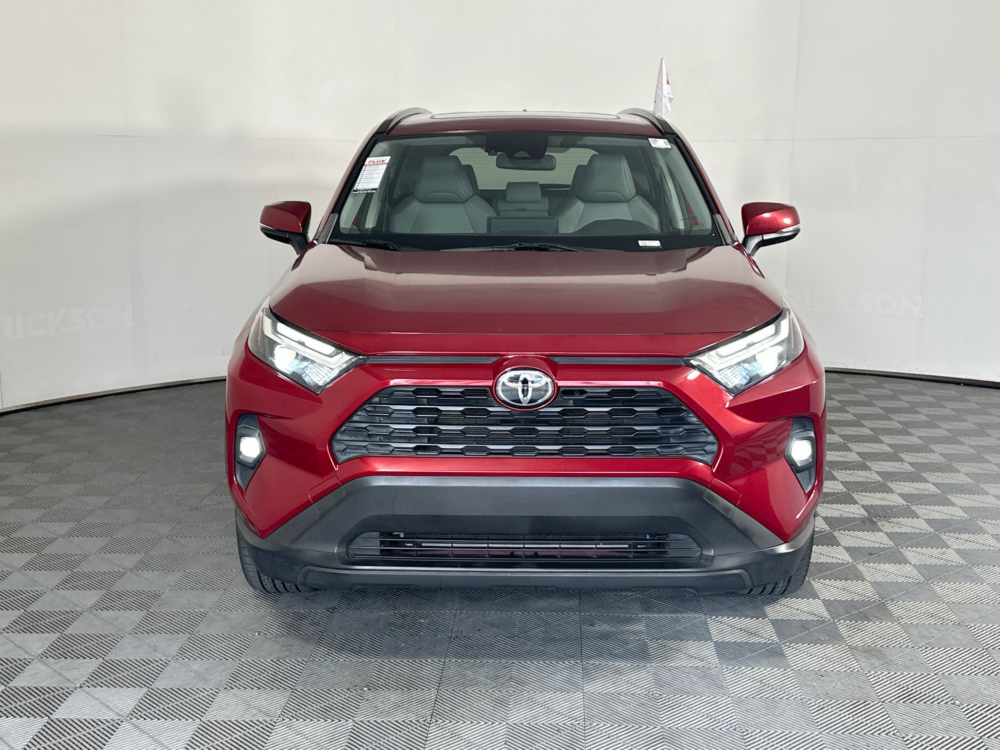 Certified 2022 Toyota RAV4 XLE Premium FWD image 8