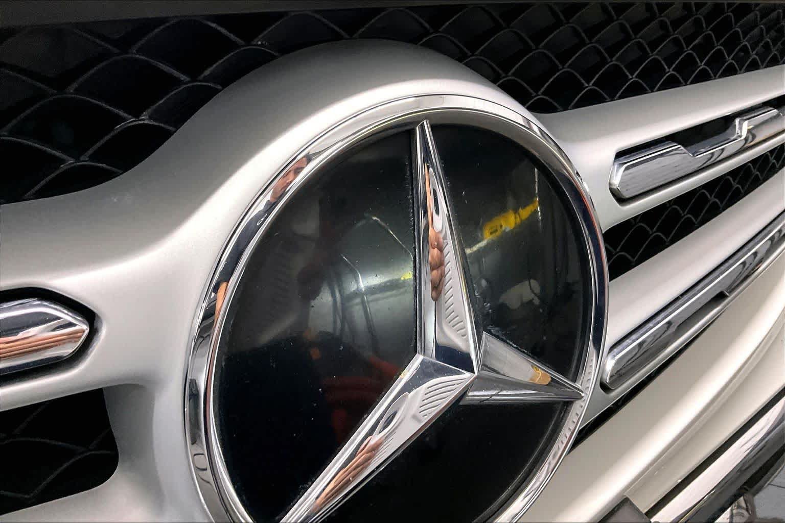 Used 2020 Mercedes-Benz GLC 300 image 29