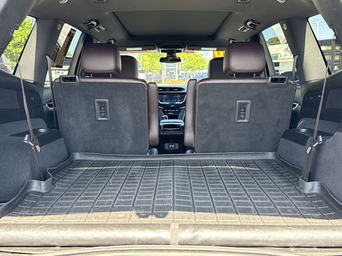 Used 2020 Cadillac XT6 Premium Luxury image 32