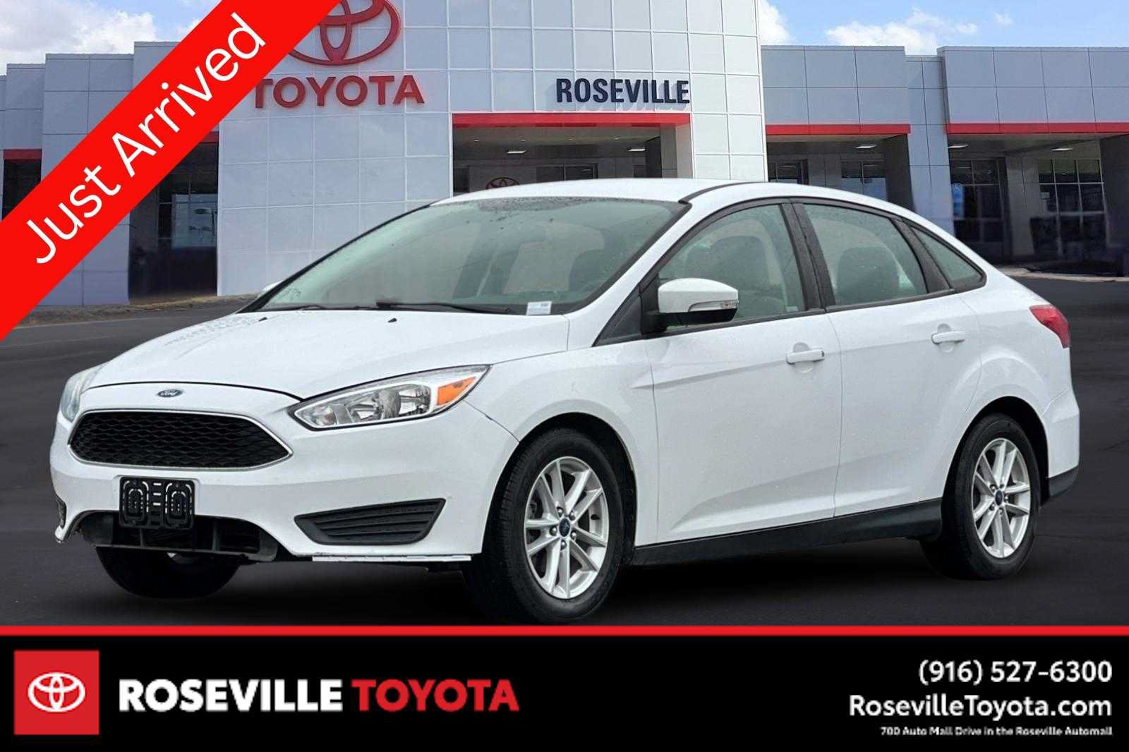 Used 2016 Ford Focus SE FWD image 1