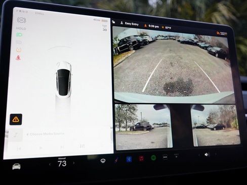 Used 2021 Tesla Model 3 Standard Range Plus RWD image 15