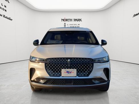 New 2026 Lincoln Nautilus Premier w/ Equipment Group 102A AWD/4WD image 8