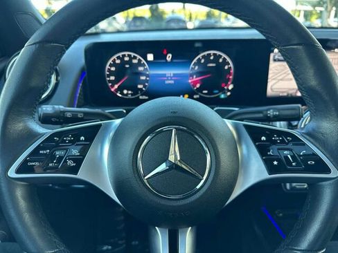 Certified 2024 Mercedes-Benz GLB 250 4MATIC w/ Exclusive Package image 29