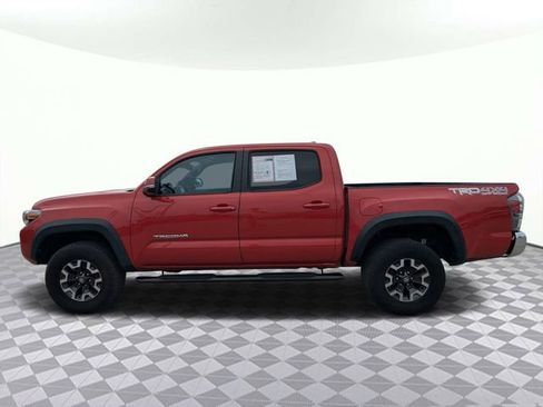 Used 2021 Toyota Tacoma TRD Off-Road AWD/4WD image 7
