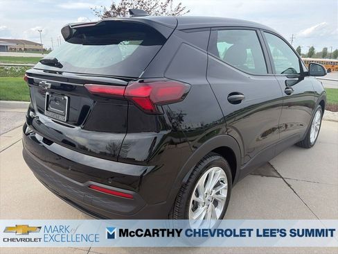 New 2027 Chevrolet Bolt LT w/ Comfort Package FWD image 8