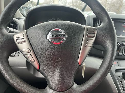 Used 2021 Nissan NV200 SV w/ Back Door Glass Package image 14