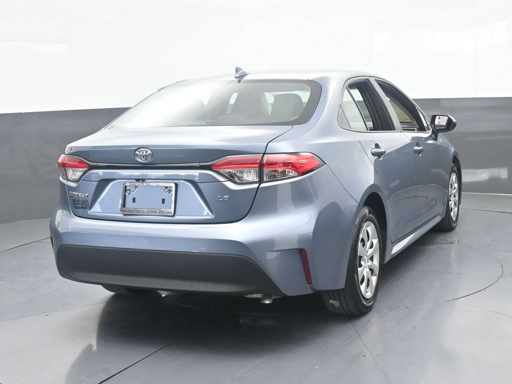 Used 2024 Toyota Corolla LE FWD image 5
