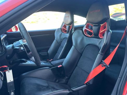 Certified 2016 Porsche 911 GT3 RS image 5