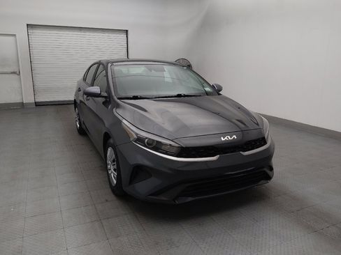 Used 2024 Kia Forte LX image 14