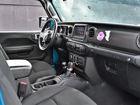 Used 2020 Jeep Wrangler Unlimited Sport S AWD/4WD image 15