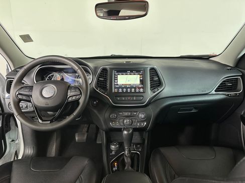 Used 2023 Jeep Cherokee Altitude Lux image 12