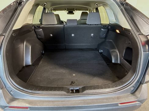 Used 2021 Toyota RAV4 XLE image 35