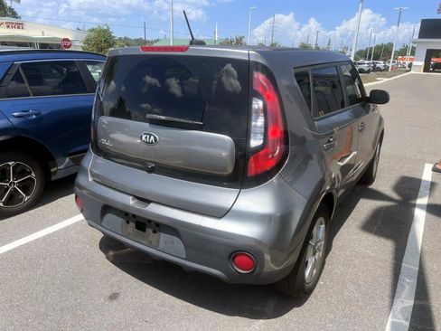 Used 2019 Kia Soul FWD image 6