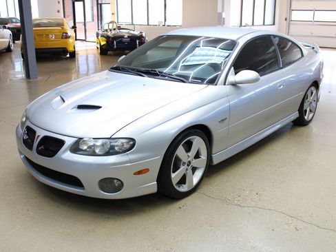 Used 2006 Pontiac GTO image 17
