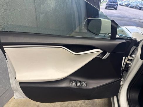 Used 2018 Tesla Model S P100D AWD/4WD image 11