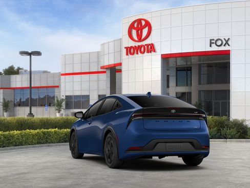 New 2027 Toyota Prius LE FWD image 30