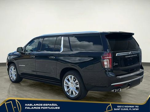 Used 2024 Chevrolet Suburban High Country AWD/4WD image 4