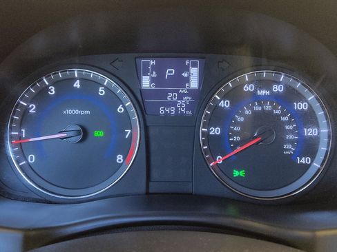 Used 2016 Hyundai Accent SE FWD image 23