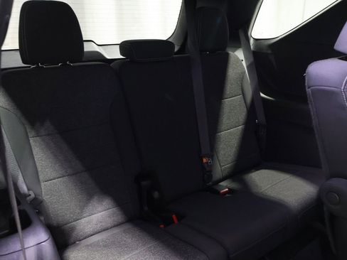 Used 2024 Chevrolet Traverse LT image 22